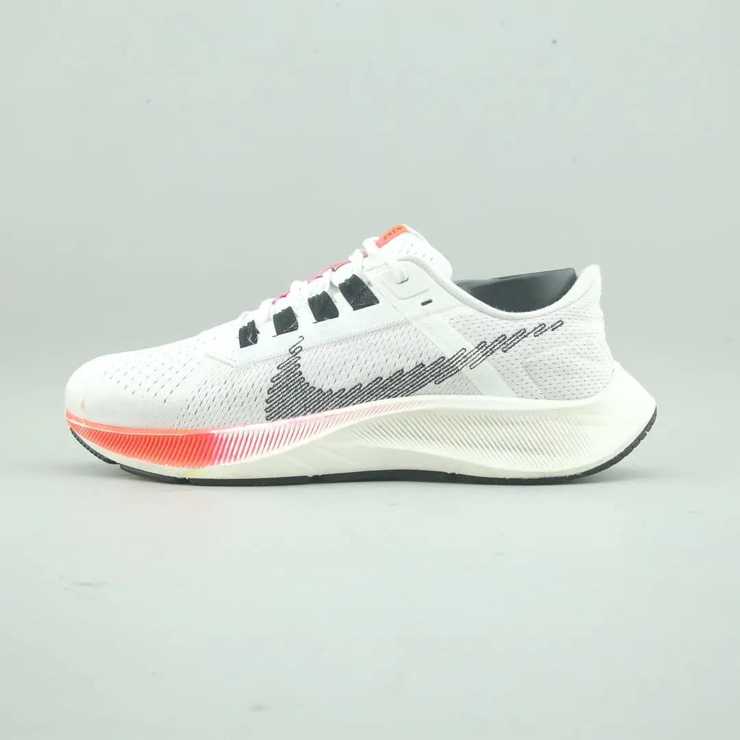 Nike Air Zoom Pegasus 38 1