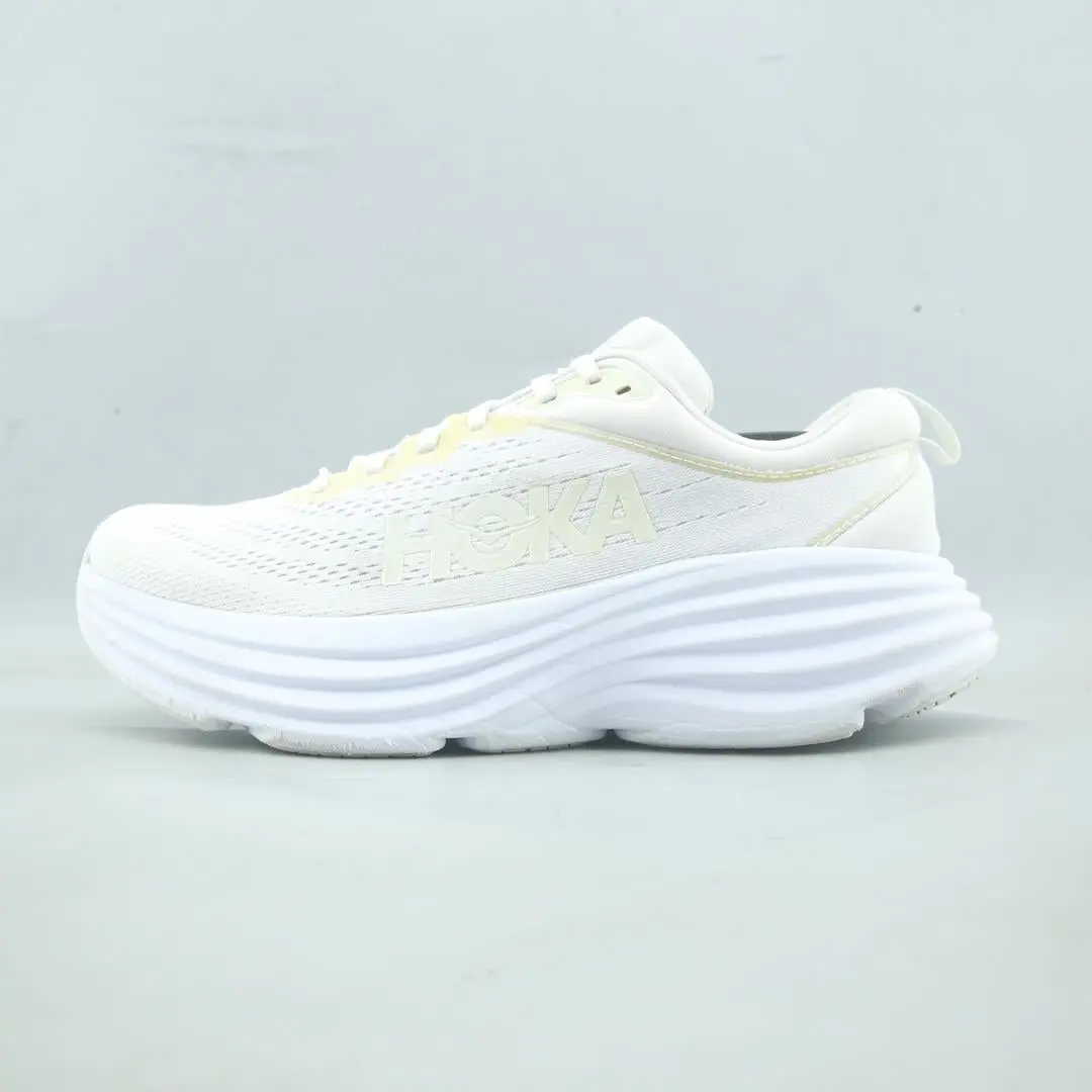 Hoka One One  Bondi 8 1