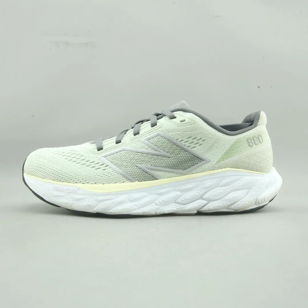 New Balance  Fresh Foam X 880 V14 1