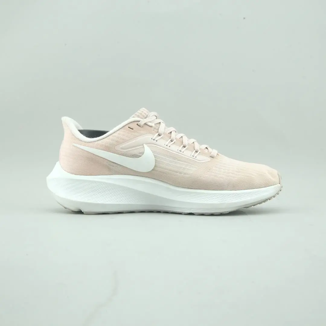 Nike Air Zoom Pegasus 39 2