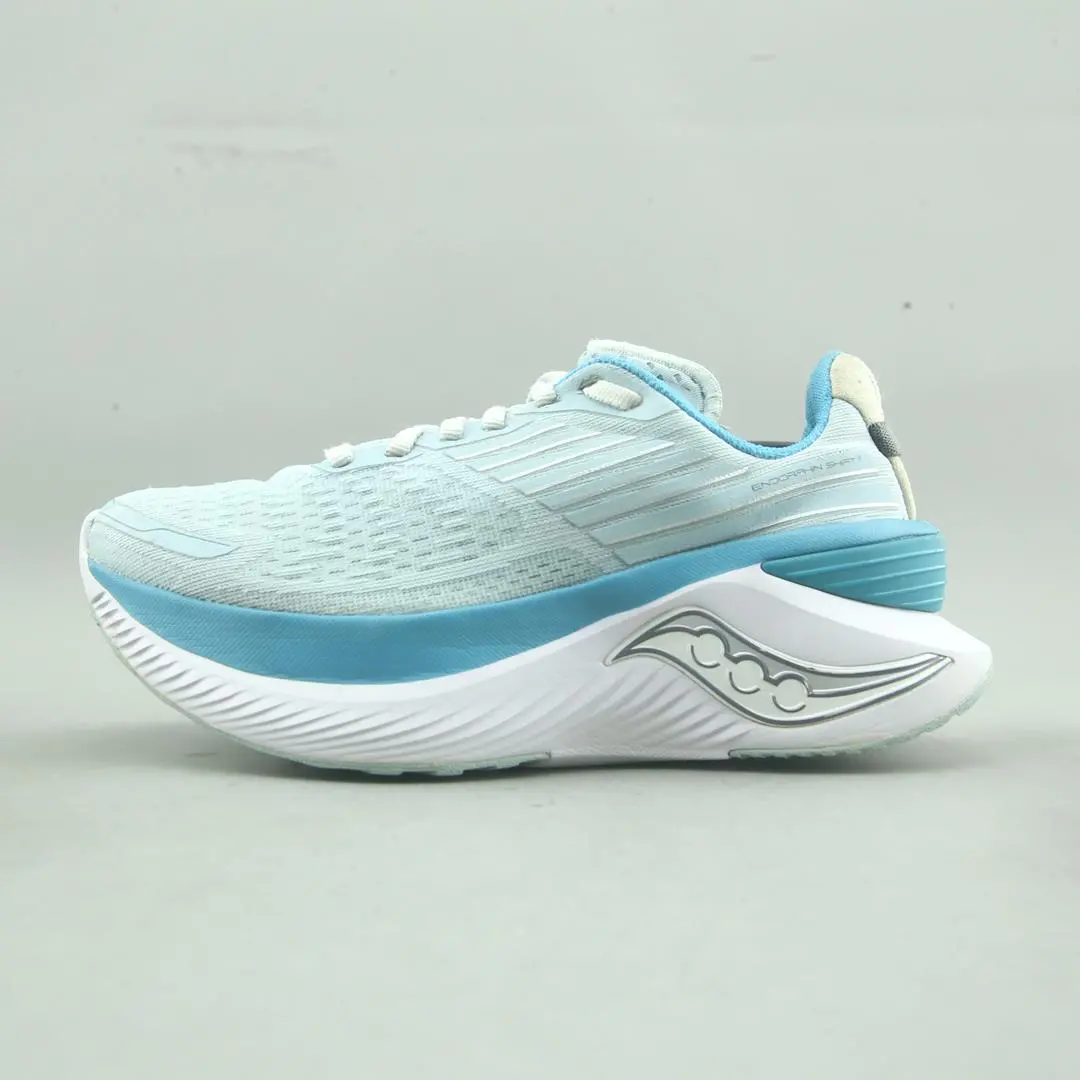 Saucony Endorphin Shift 3 1