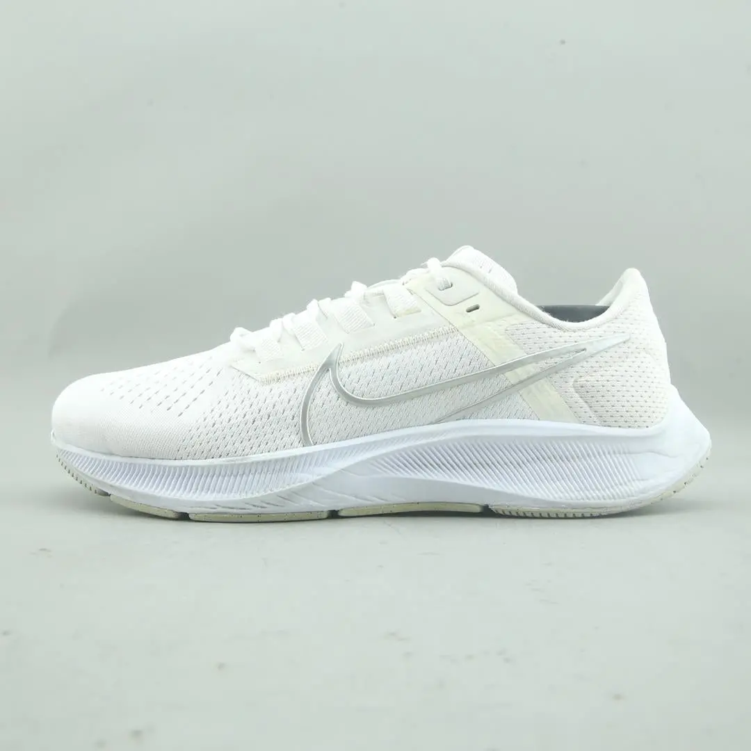 Nike Air Zoom Pegasus 38 1