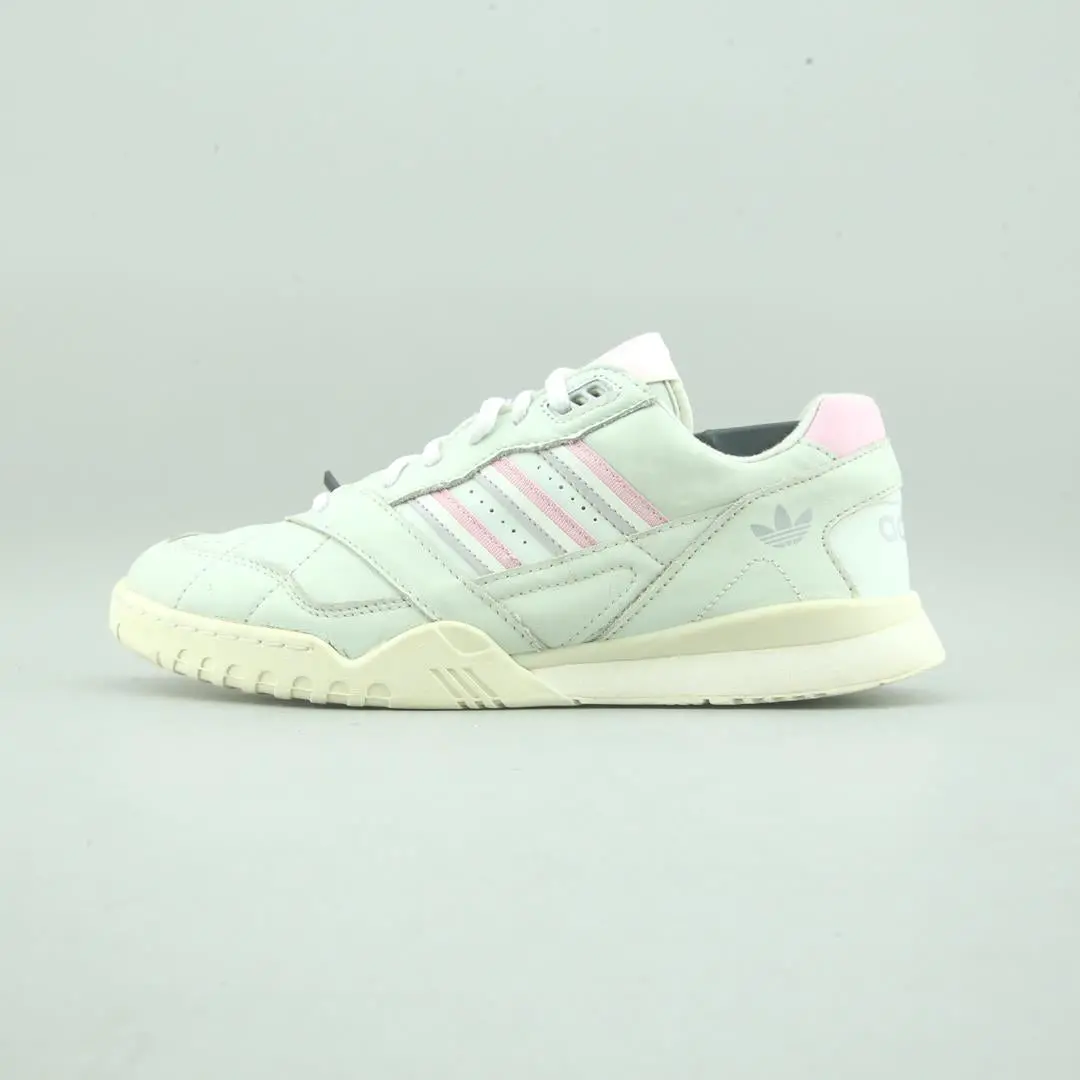 Adidas A.R. Trainer 1