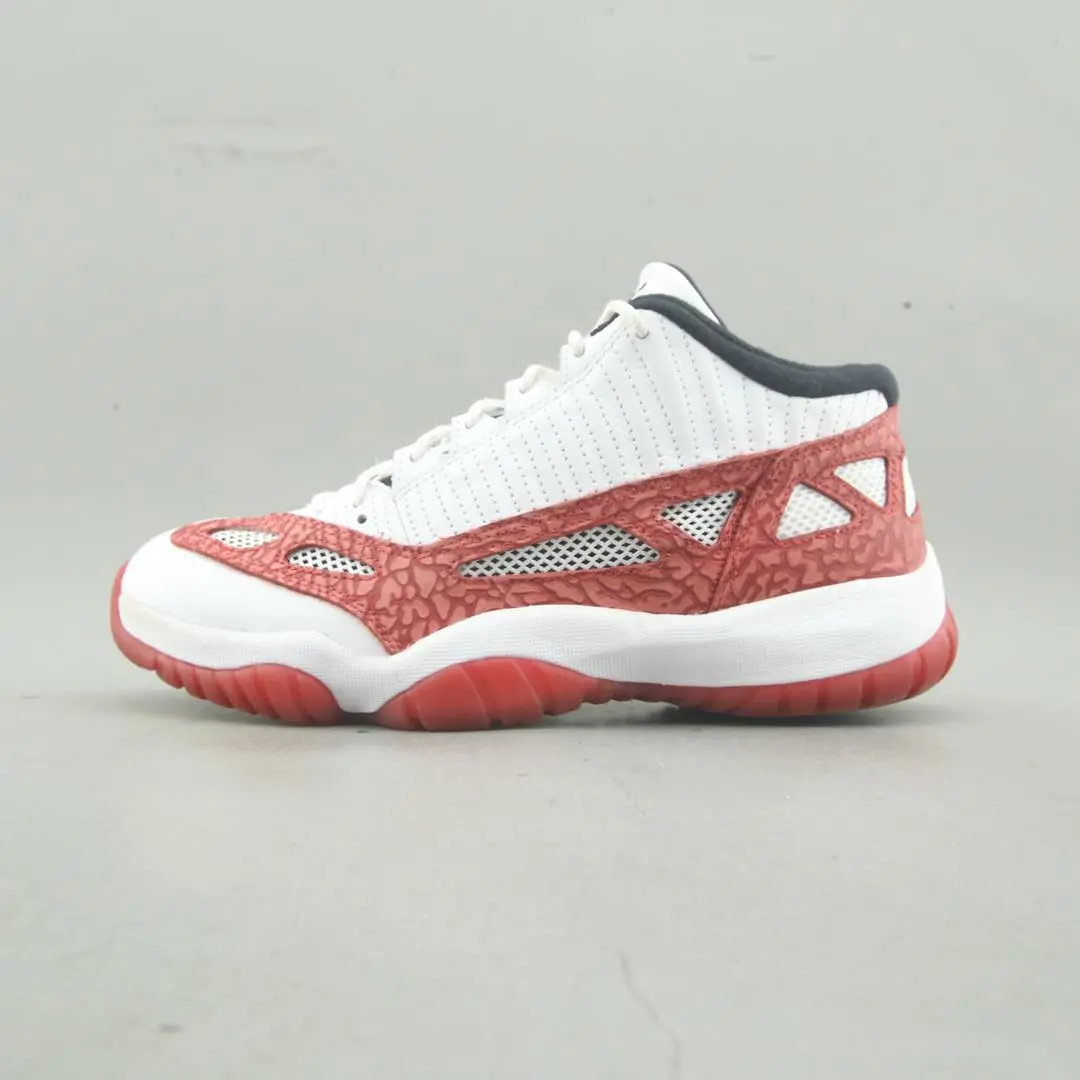 Jordan 11 Retro Low Ie 1