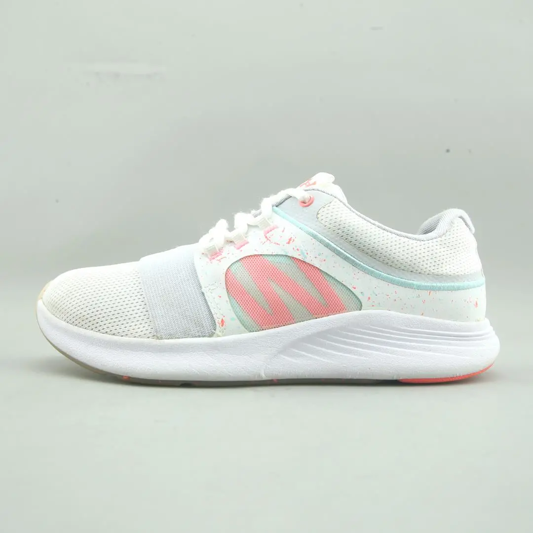 Under Armour  Charged Breathe Bliss 1