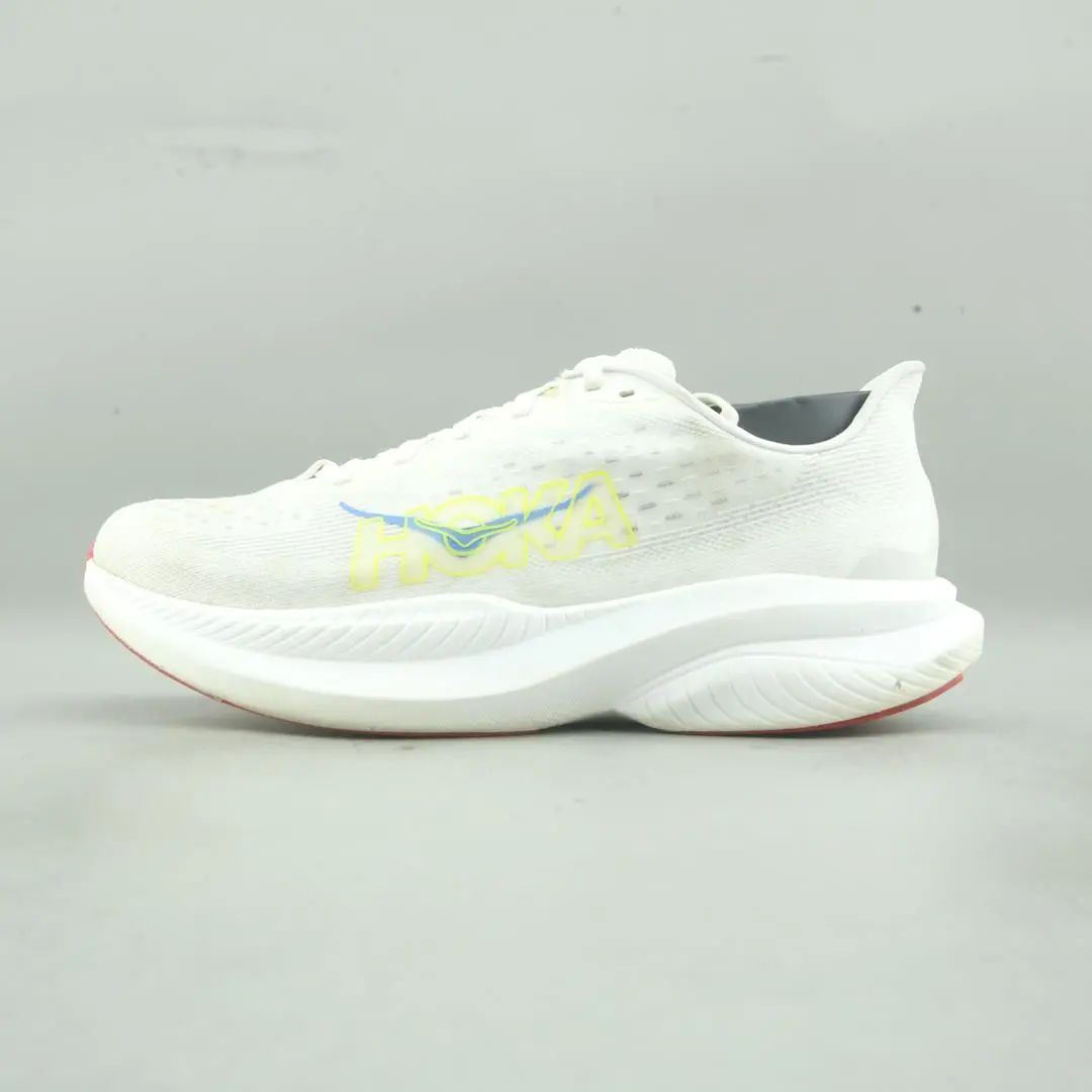 Hoka One One Mach 6 1
