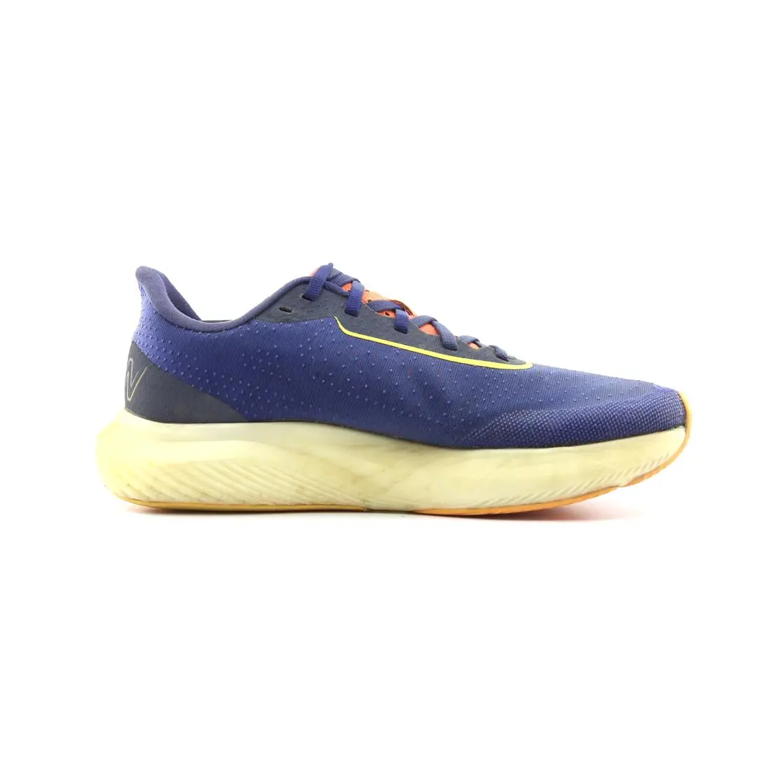 New Balance Fuelcell Rebel V3 2