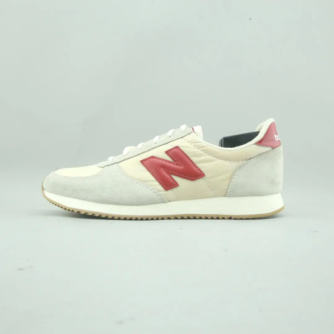 New Balance 220 1