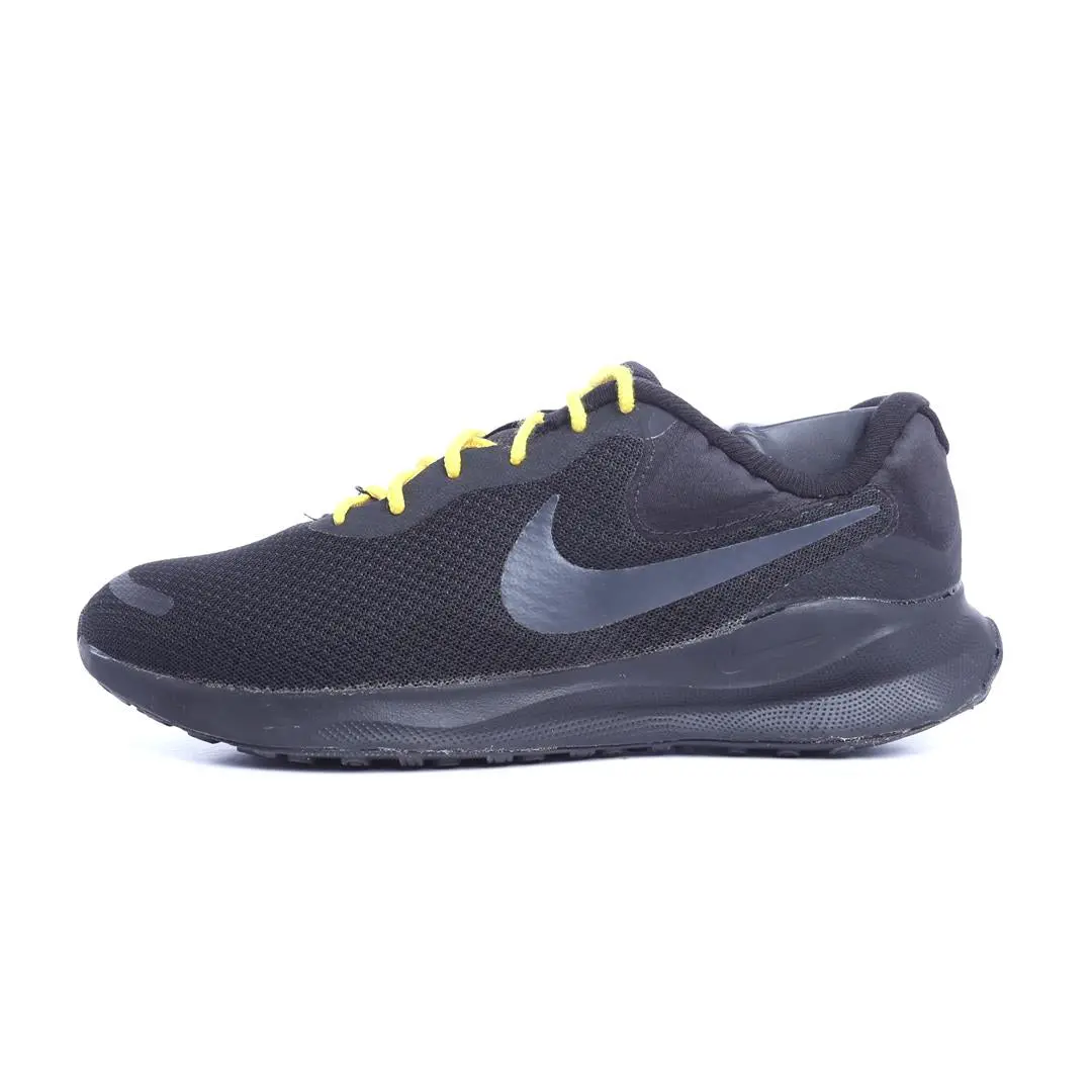 Nike Revolution 7 1