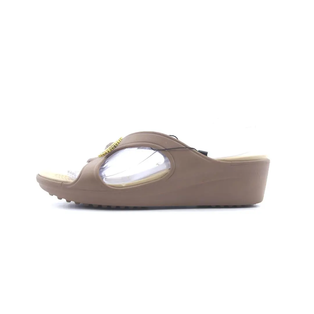 Crocs Iconic Comfort 2