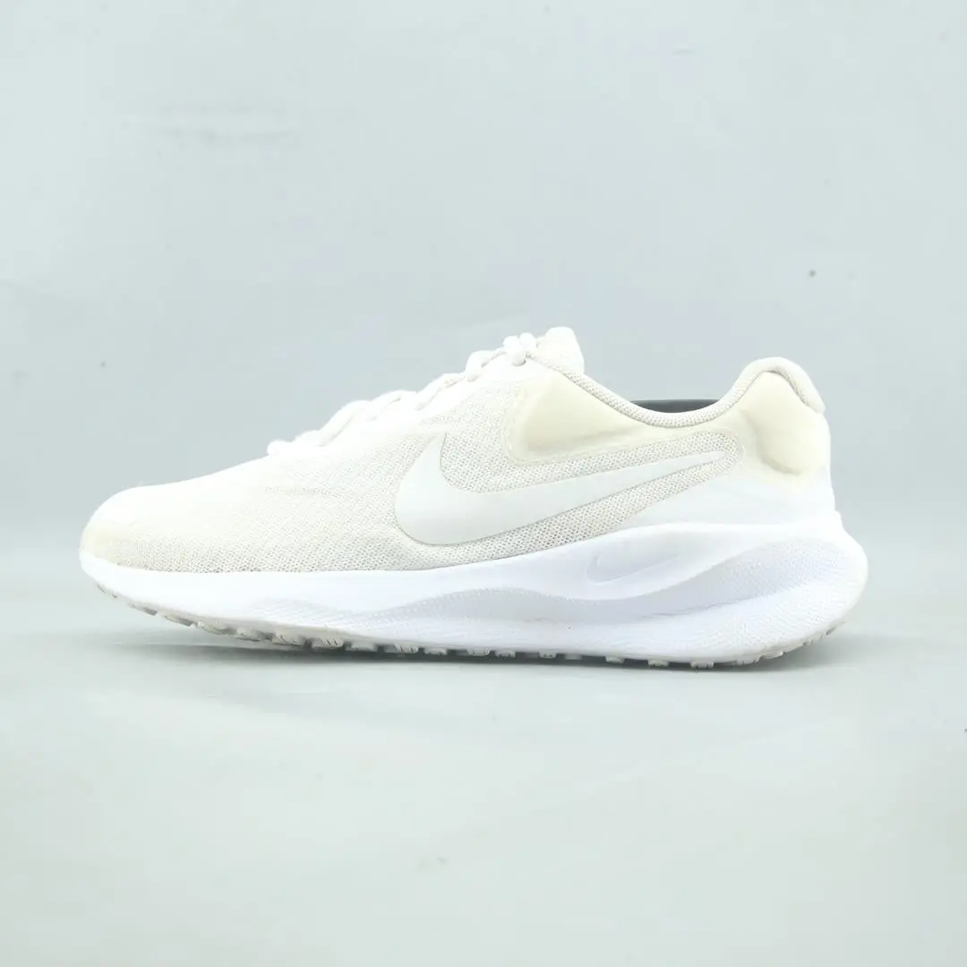 Nike  Revolution 7 1