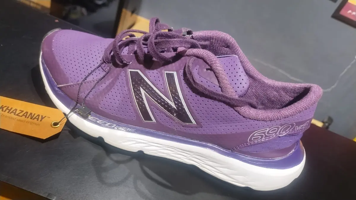 New Balance 690V4 1
