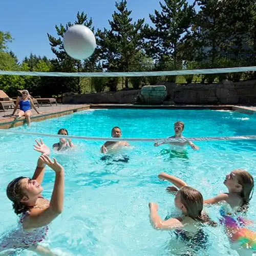 S.R. Smith Swim N' Spike Volleyball Game & 52' Net Without Anchors Volyc52-1 1