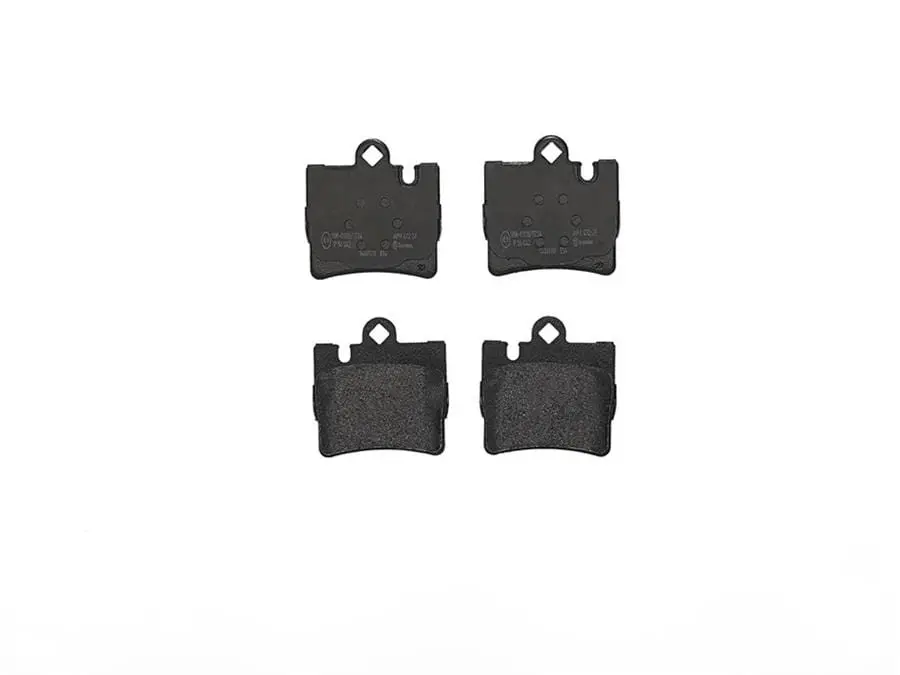 Brembo P50042 Low-Metallic Brake Pad Kit 1